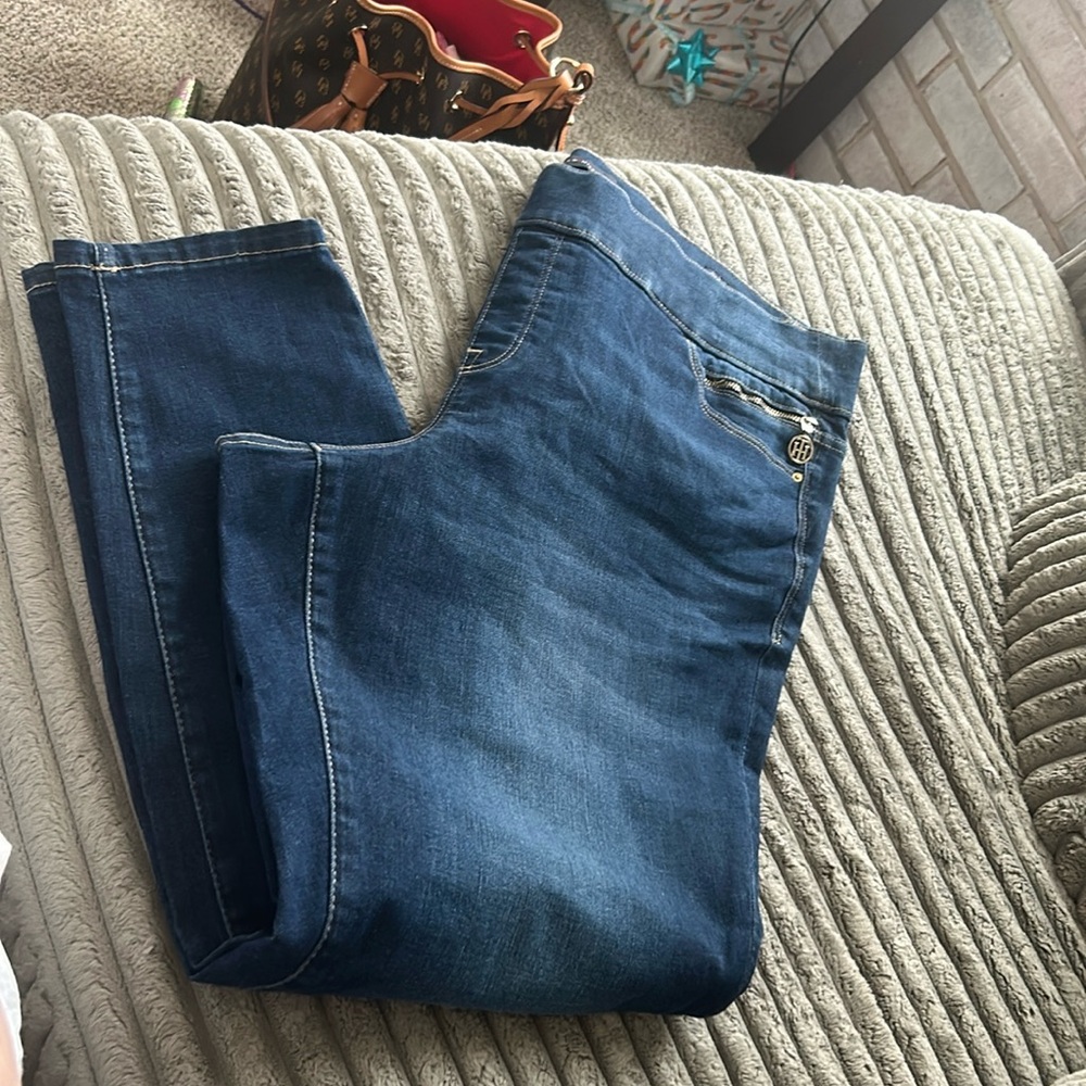 Tommy Hilfiger pull on jeans size 18